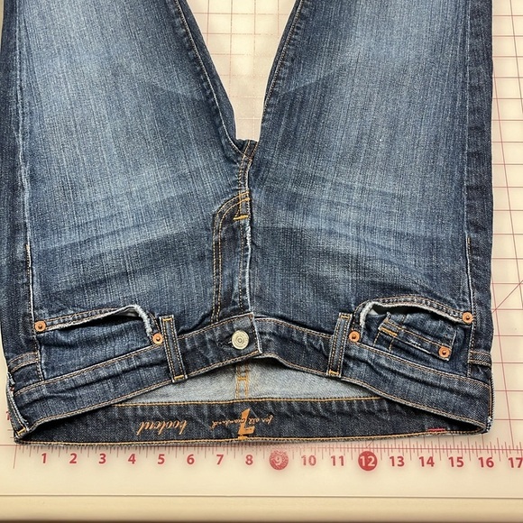 7 FOR ALL MANKIND Bootcut Mid Rise 5 Pocket Distressed Cotton Denim Jeans SZ 32 - Picture 15 of 16